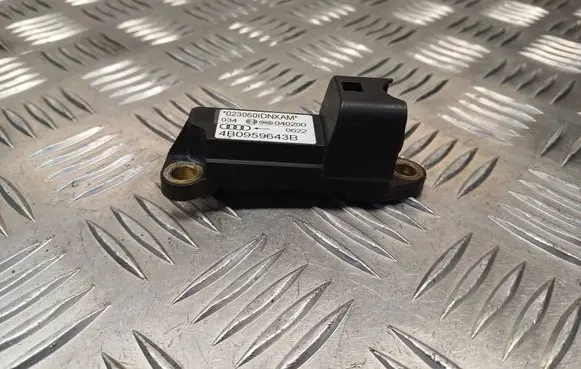 Audi A6 S6 C5 4B Airbag deployment crash/impact sensor 4B0959643B