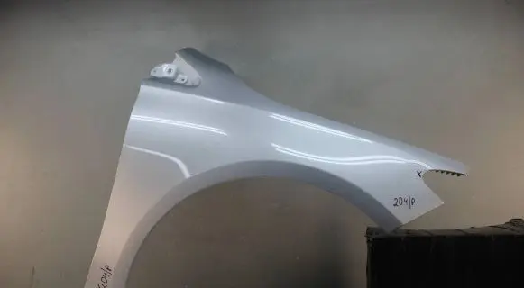 Mercedes-Benz B W247 Fender mounting bracket
