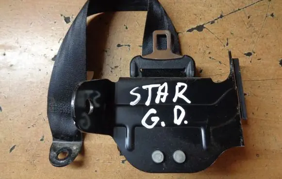 Mitsubishi Space Star Rear seatbelt 622168800