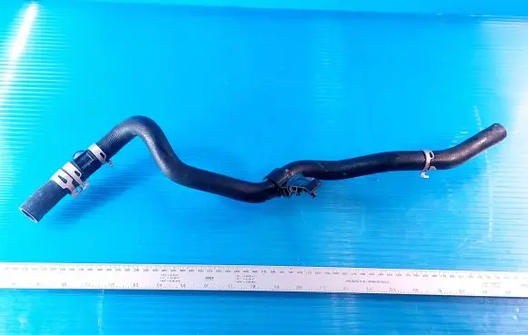 Toyota Sienna XL40 IV Engine coolant pipe/hose