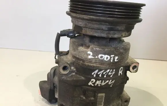 Toyota RAV 4 (XA20) Air conditioning (A/C) compressor (pump) 4472204302 HFC134A 9D1127