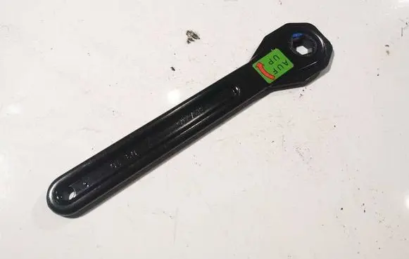 Mercedes-Benz B W245 Wheel nut wrench 4145810049