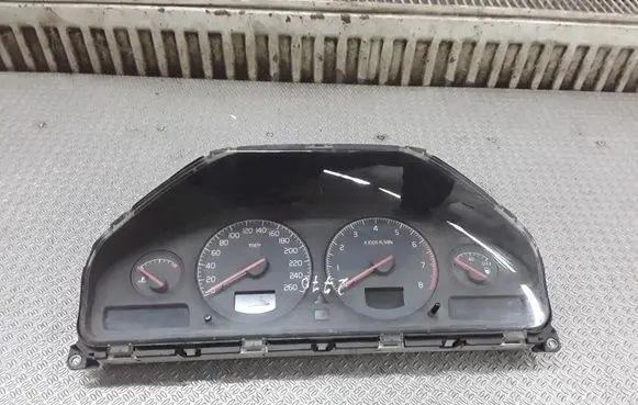 Volvo S80 Speedometer (instrument cluster) 9472449