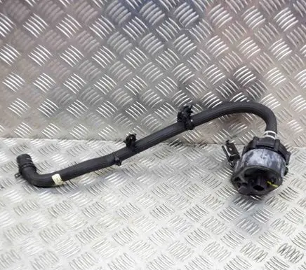Tesla Model S Electric auxiliary coolant/water pump 105723500G 106668600B
