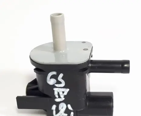 Lexus GS 250 350 300H 450H Turbo solenoid valve 1362007010 9091012276