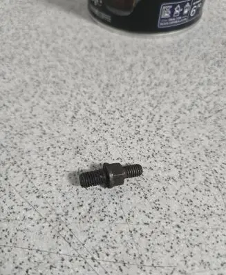 BMW 5 E39 Nuts/bolts 11121718856