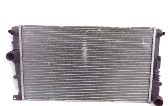 BMW 4 F32 F33 Coolant radiator 7618807