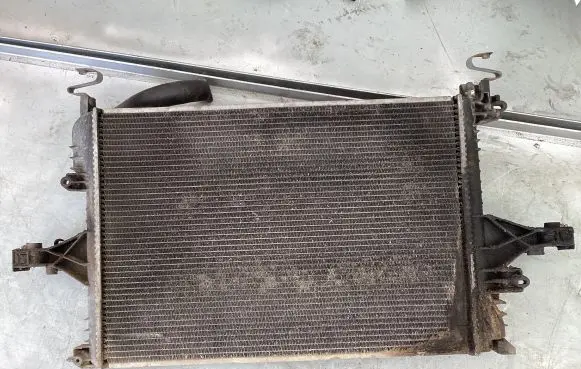 Volvo S80 Coolant radiator 6N7681