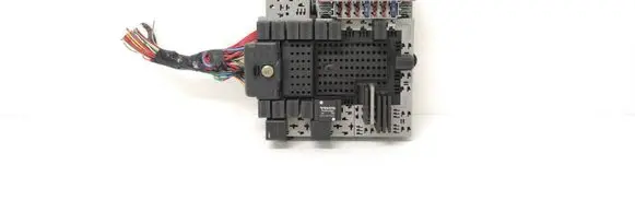 Volvo V70 Fuse module 9401802 0246323 184238335