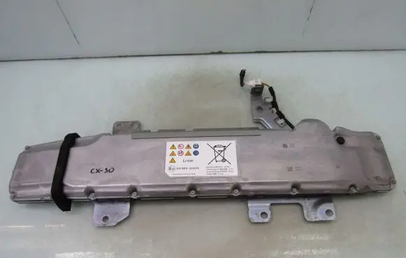 Mazda CX-30 Hybrid / electric car battery BDMC67ZB3E