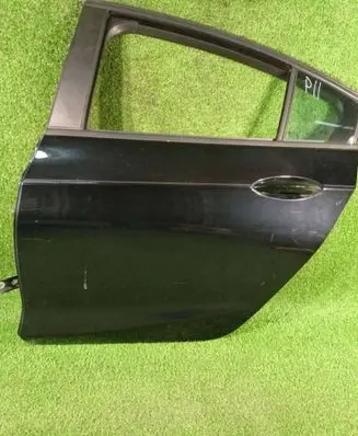 Chevrolet Cruze II Rear door