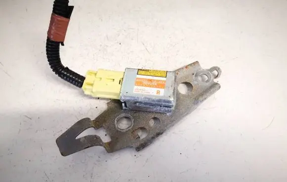 Lexus GS 300 350 430 450H Airbag deployment crash/impact sensor 8986030130 89860-30130