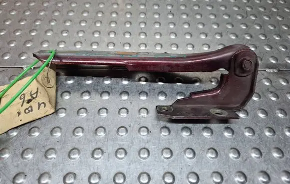 Audi A6 S6 C5 4B Engine bonnet/hood hinges S27705629 4B0823301D