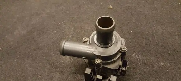 Audi A4 S4 B8 8K Electric auxiliary coolant/water pump 8K0819147