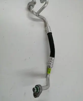 Hyundai Kona I Air conditioning (A/C) pipe/hose L04