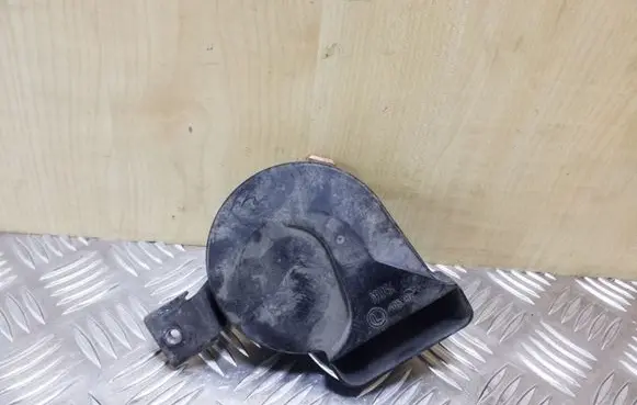 Volvo S60 Horn signal E349042