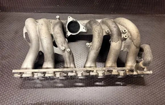 Mercedes-Benz S W220 Intake manifold A6480900037 70020100