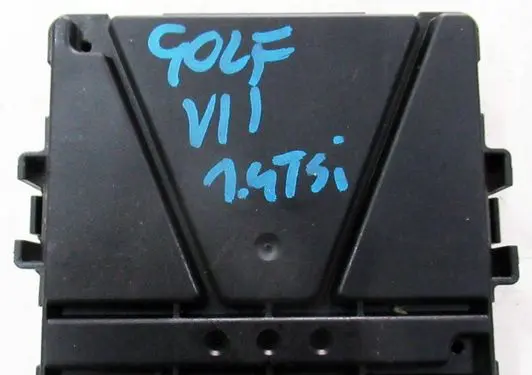 Volkswagen Golf VII Gateway control module 5Q0907530AJ