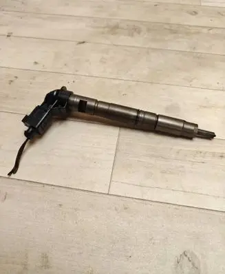 Volkswagen PASSAT B6 Fuel injector 03L130277 080314 0445116030