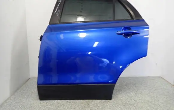 Suzuki SX4 S-Cross Front door