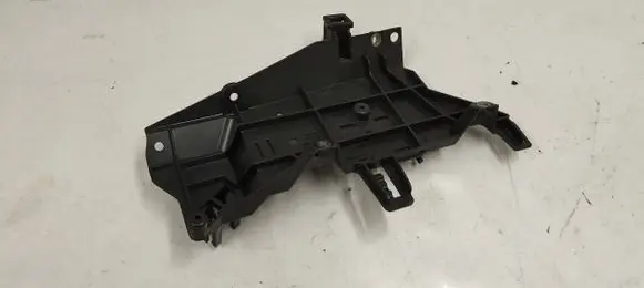 BMW 1 F20 F21 Other engine bay part 7811112