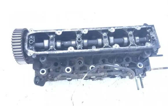 Citroen Xsara Picasso Engine head 