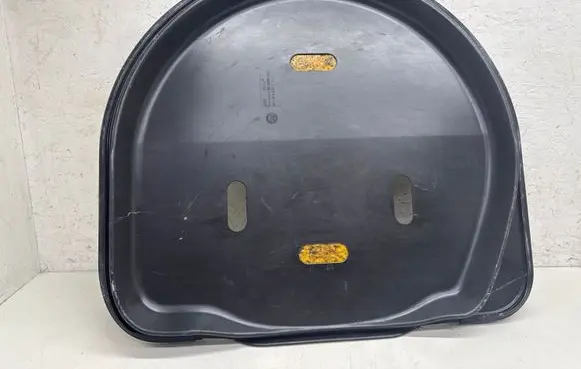 Audi 80 90 S2 B4 Spare wheel section trim 8A5863547C