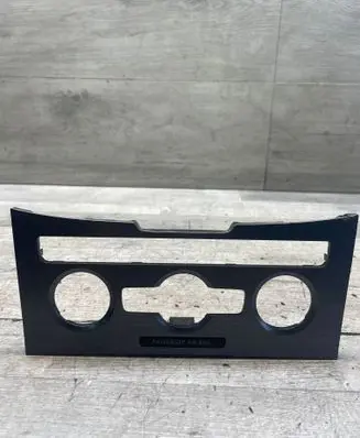 Volkswagen PASSAT B7 Dashboard glove box trim 0002036800 3C8863100B