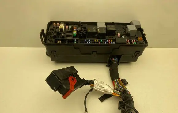 Land Rover Range Rover Sport L494 Fuse module HPLA14N030AB 58L711F03 022016153809