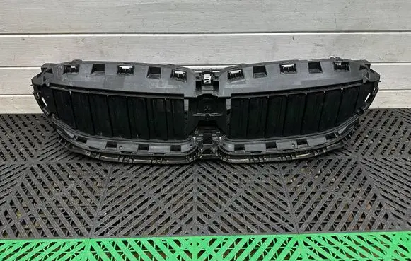 BMW 3 G20 G21 Front grill 9465188