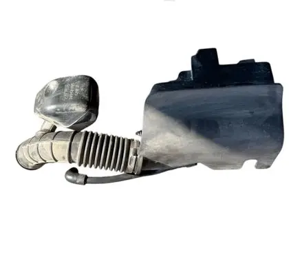 Chevrolet Volt II Air intake duct part 23126591