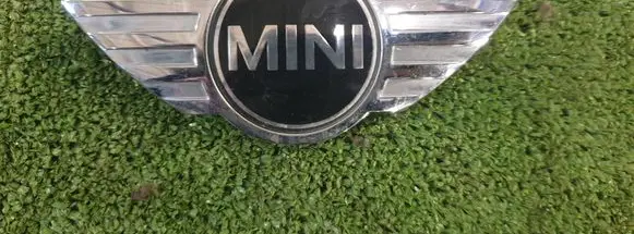 Mini One - Cooper Coupe R56 Manufacturer badge logo/emblem 2754973
