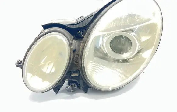 Mercedes-Benz E W211 Headlight/headlamp 15435901