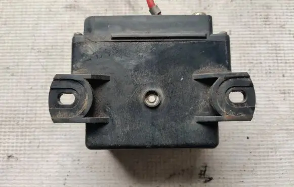 Volkswagen II LT Glow plug pre-heat relay 2D0911253 899063000