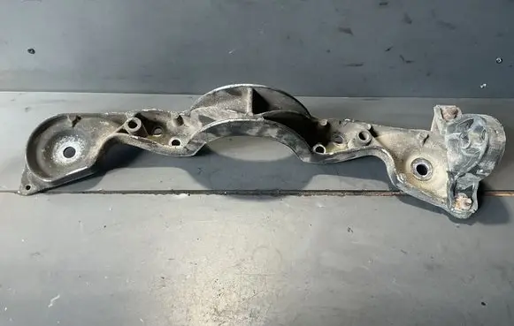 BMW 3 E46 Gear shift cable bracket