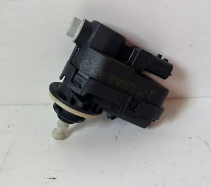 Nissan Qashqai J12 Headlight level adjustment motor 260566235R