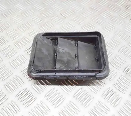 Toyota Prius (XW50) Quarter panel pressure vent 6294047010