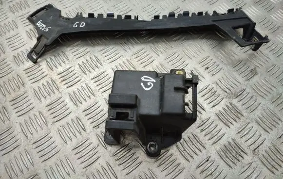 Ford B-MAX Rear bumper mounting bracket AV1117A881AB AV1117E850AD