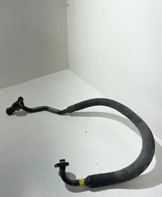 Volvo XC90 Air conditioning (A/C) pipe/hose 30676623