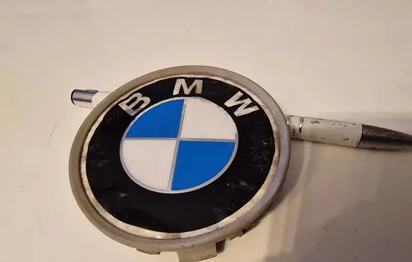 BMW 5 E34 Original wheel cap 6768640