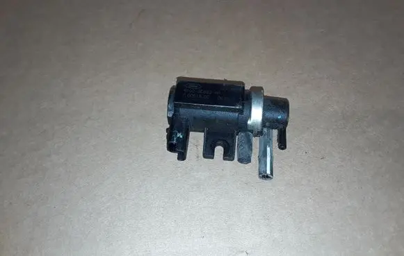 Peugeot 607 Turbo solenoid valve 4M5Q9E882AA 70051800