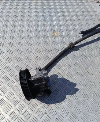 Mercedes-Benz C AMG W202 Power steering pump