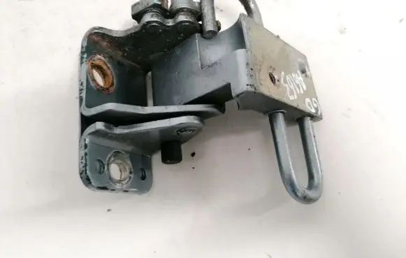 Audi Q7 4L Rear door lower hinge 4l0833412a