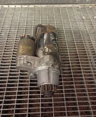 Nissan Murano Z50 Starter motor 23300CA000 M0001T68681