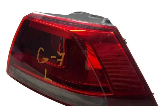Volkswagen Golf VII Rear/tail lights 5G0945096H 90029152