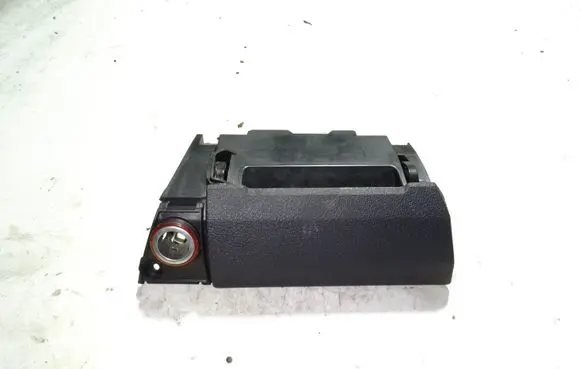 Car ashtray