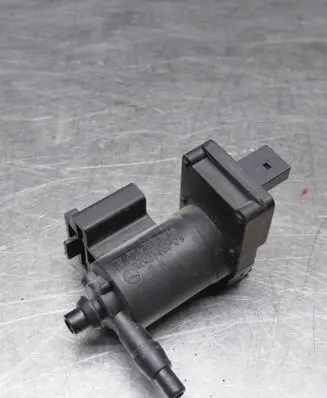Mercedes-Benz CLK A209 C209 Turbo solenoid valve A2038000178