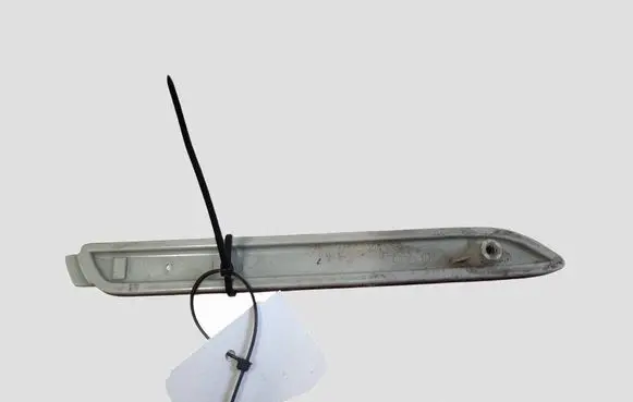 Toyota RAV 4 (XA50) Rear tail light reflector