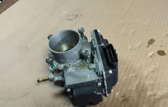 Honda Civic Throttle valve GMA8A 70926