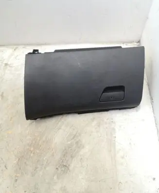 Ford Fusion II Glove box set DS8313570 DS7A15A563AB